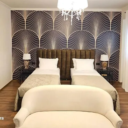 Novi's Luxury 2 *