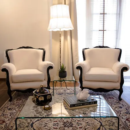Apartamento Novi's Luxury 2 *