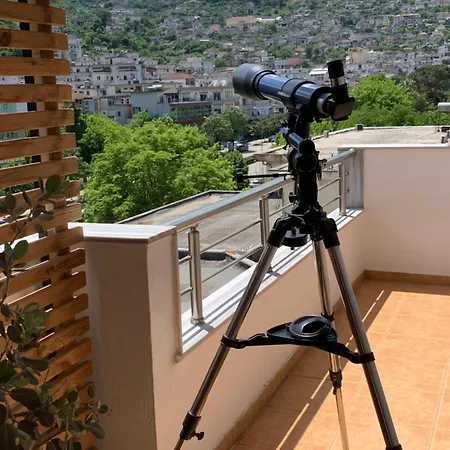 Novi's Luxury 2 * Gjirokaster
