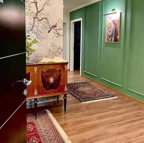 Novi's Luxury 2 * Gjirokastër